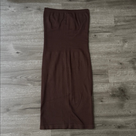 Forever 21 Dresses & Skirts - Forever 21 Strapless Ribbed Tube Dress